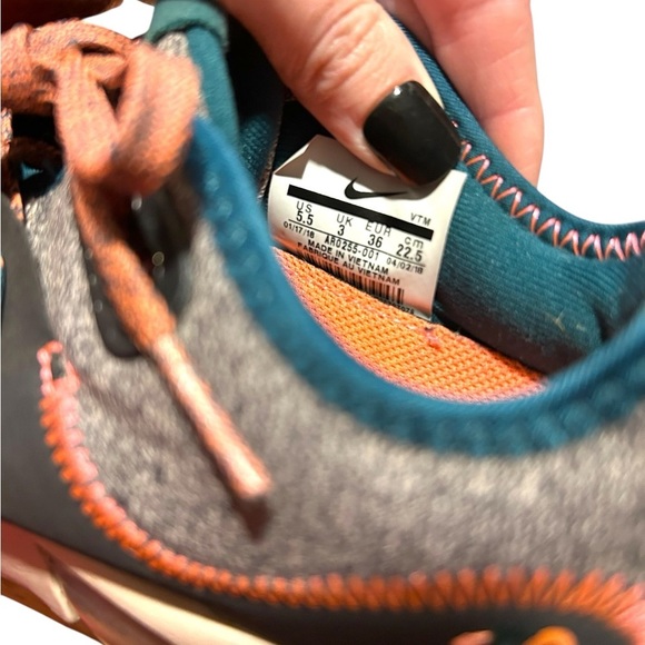 Nike Air Max Sequent 3 Premium running shoes 5.5 - Picture 4 of 5